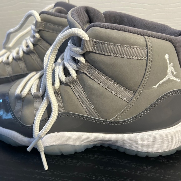 Jordan 11 Retro Cool Grey - Picture 4 of 7